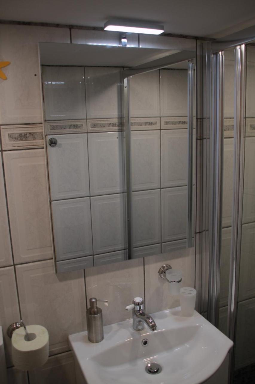 Republicii Rustic Apartament In Brasov City Center Kültér fotó