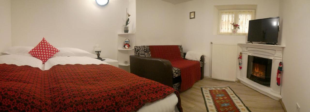 Republicii Rustic Apartament In Brasov City Center Kültér fotó